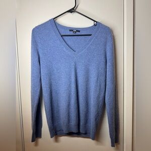 Uniqlo Women’s 100% Cashmere Knit V Neck Long Sleeve Sweater Size XS